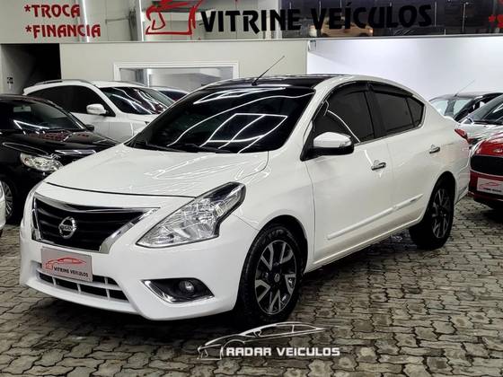 NISSAN VERSA 1.6 16V FLEXSTART UNIQUE 4P XTRONIC NISSAN VERSA 1.6 16V FLEXSTART UNIQUE 4P XTRONIC